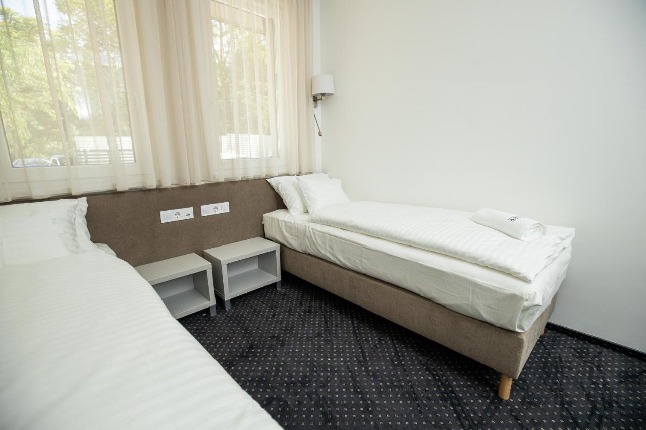 Arena Deluxe & Spa Segedin Dış mekan fotoğraf