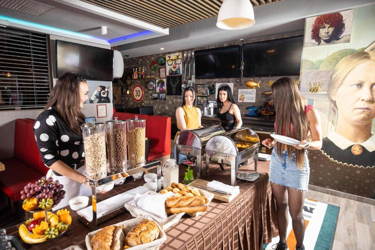 Arena Deluxe & Spa Segedin Dış mekan fotoğraf