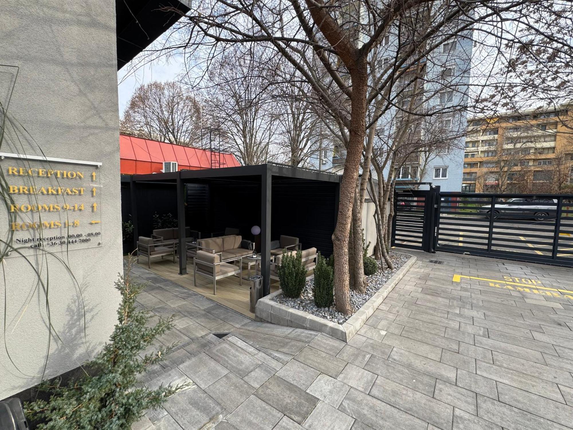 Arena Deluxe & Spa Segedin Dış mekan fotoğraf
