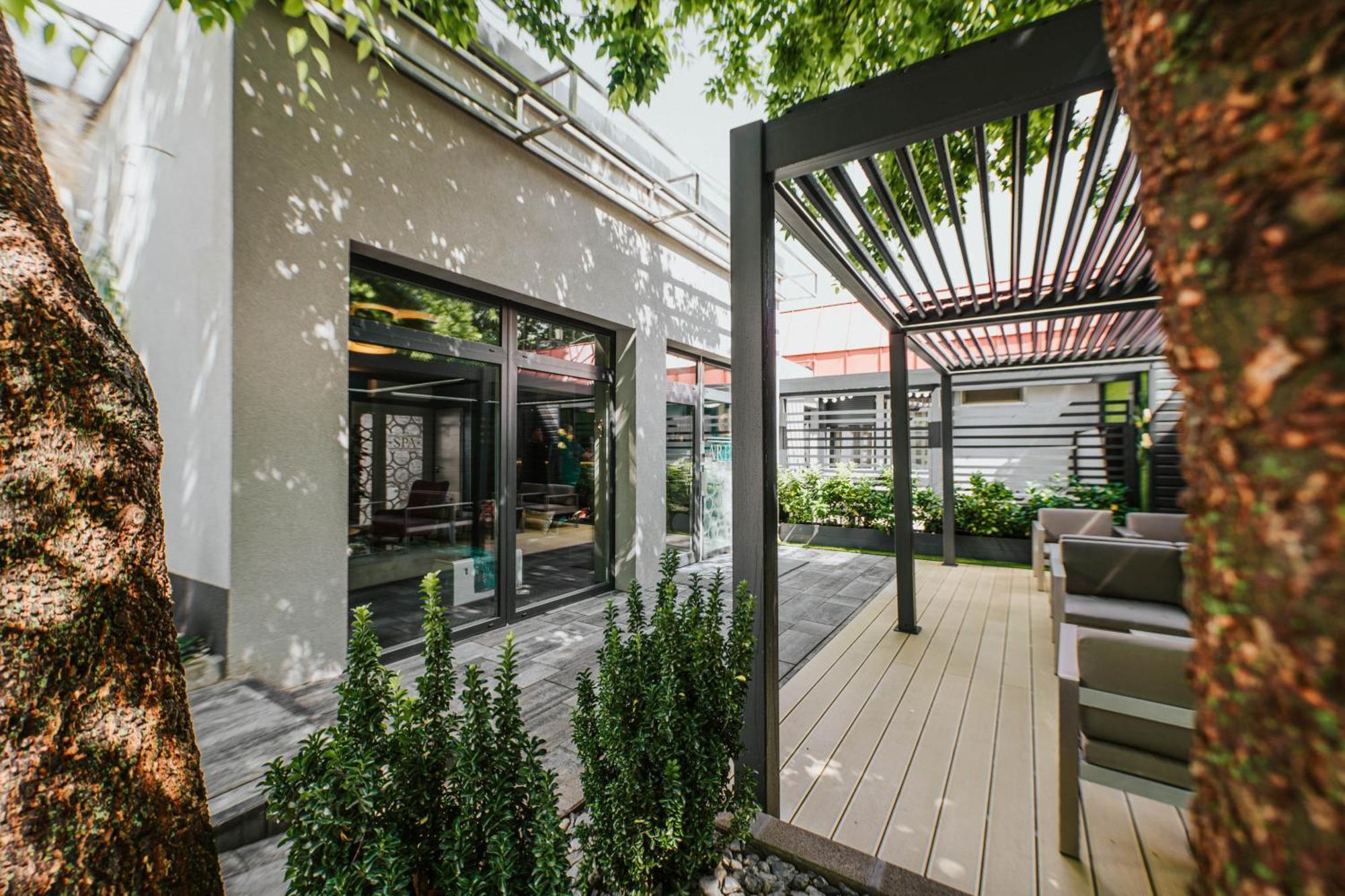 Arena Deluxe & Spa Segedin Dış mekan fotoğraf