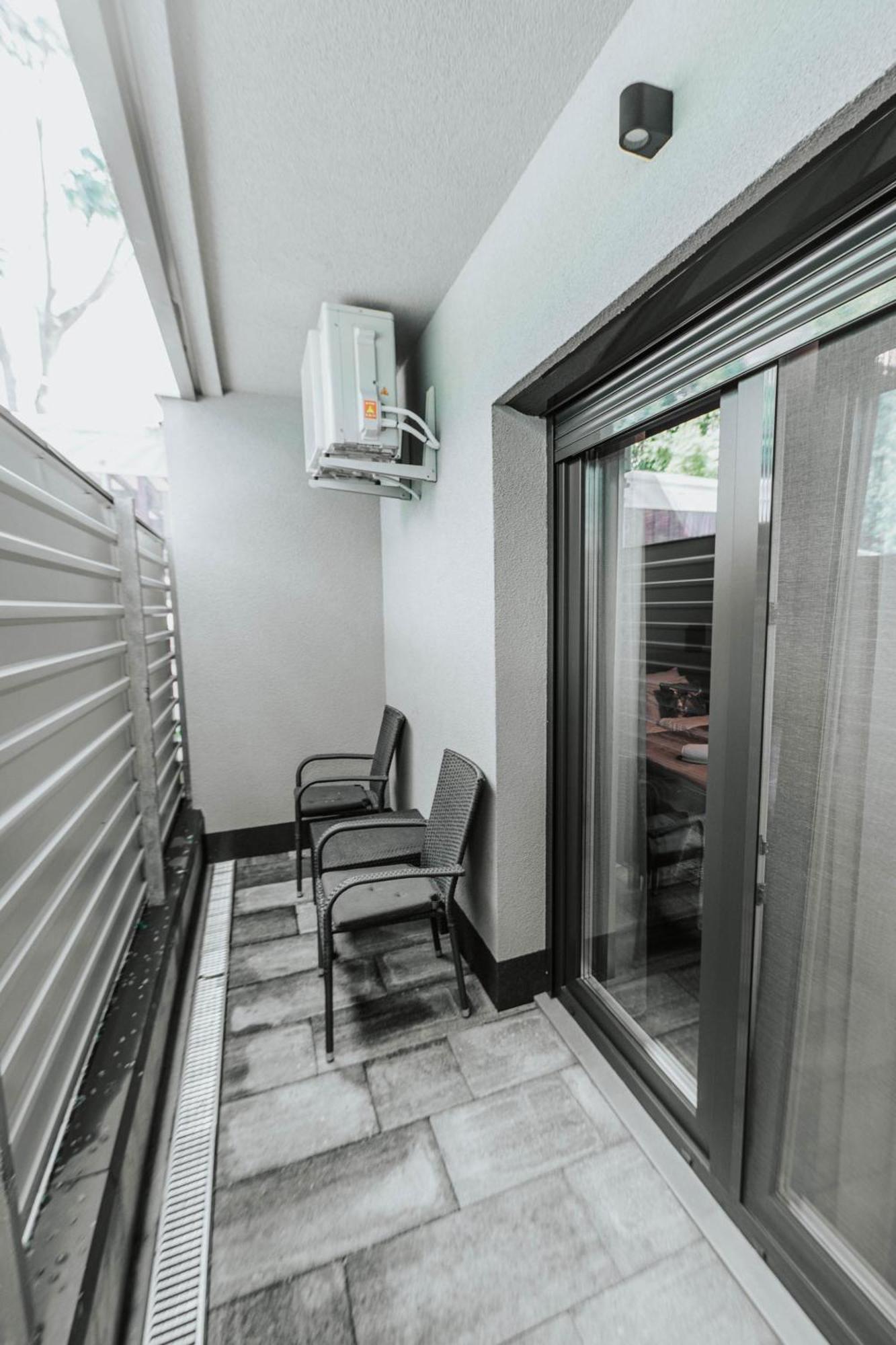 Arena Deluxe & Spa Segedin Dış mekan fotoğraf